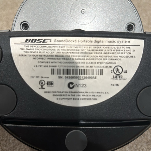 Bose Portable Sound Dock II. - Picture 3 of 3